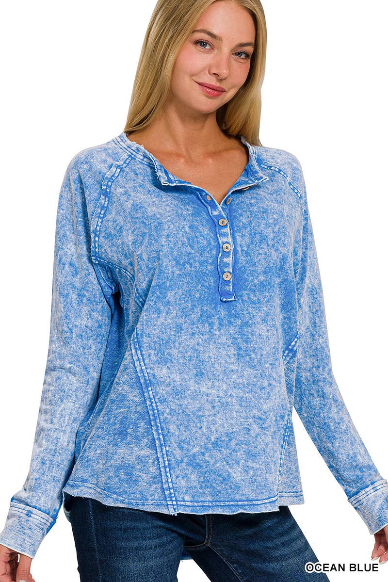 ....SI-25433 Washed F/Terry Button Henley Raglan Top w\ back pat