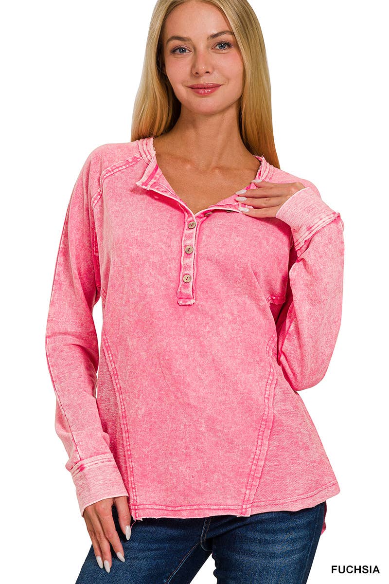 ....SI-25433 Washed F/Terry Button Henley Raglan Top w\ back pat