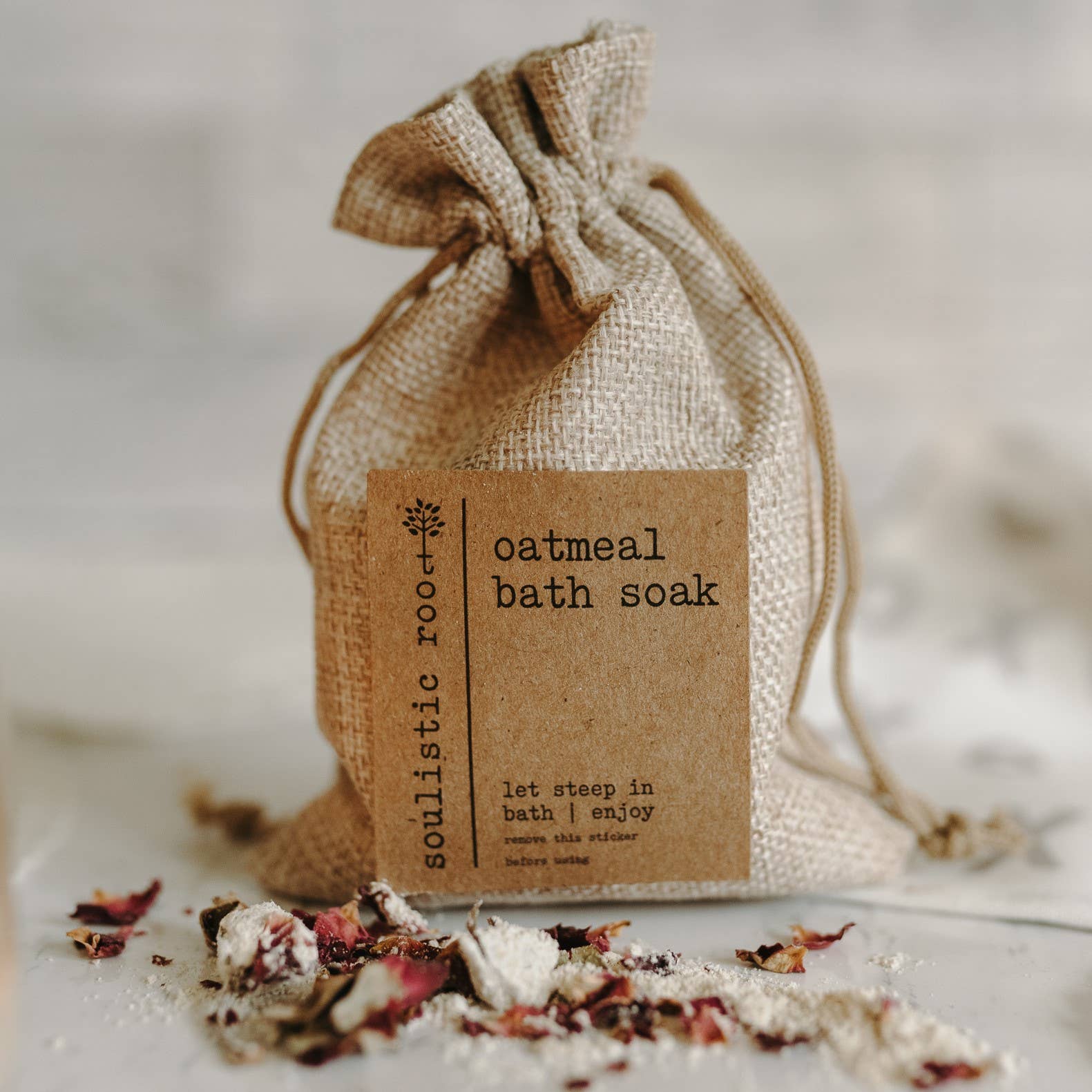 Ready to Gift Holiday Spa Set – Pillow Mist & Bath Salts